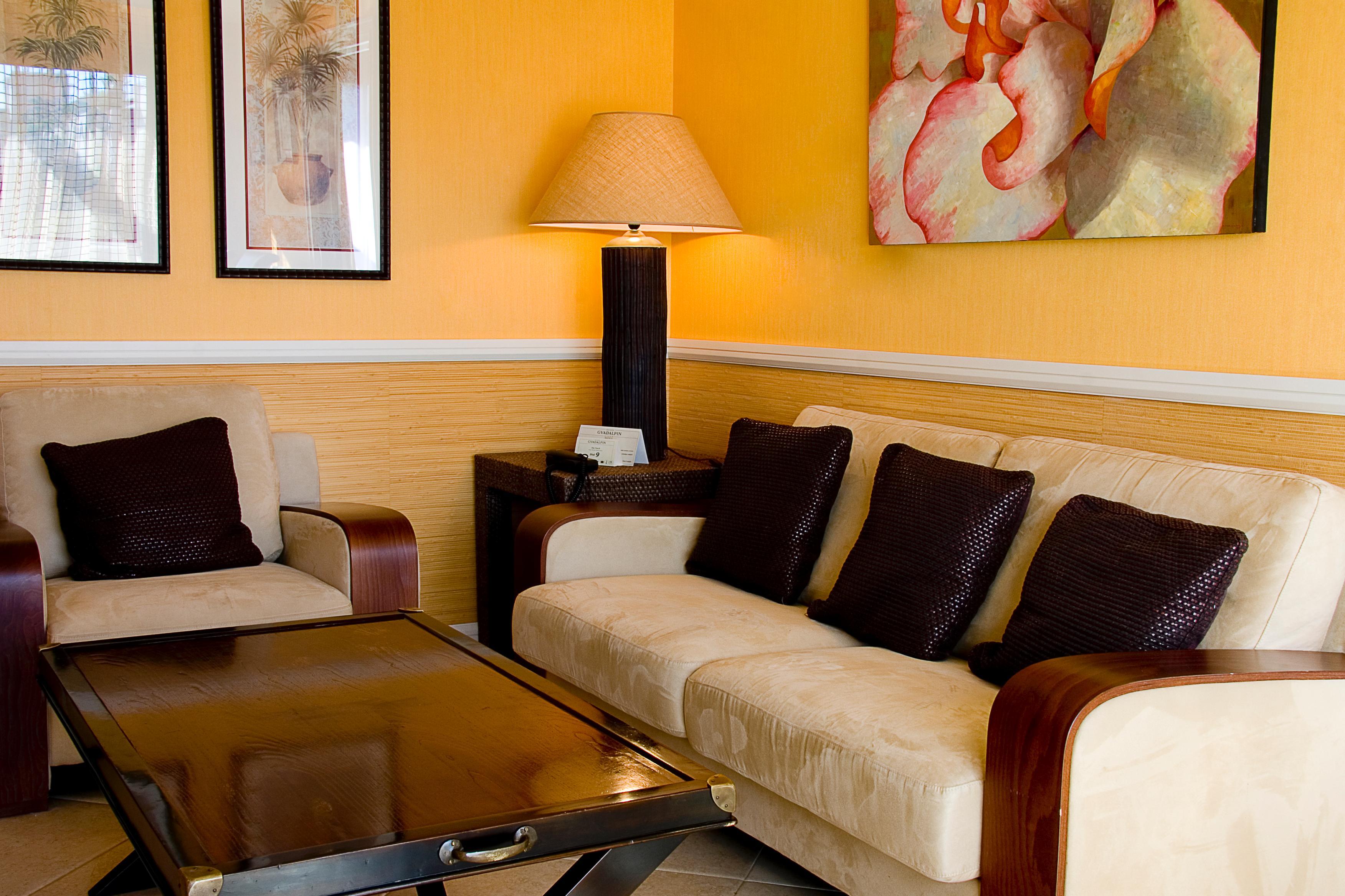 Gran Hotel Guadalpin Banus Marbella Exterior photo A living room